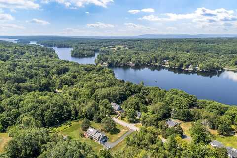 49 Heritage Road, Oakland, ME 04963