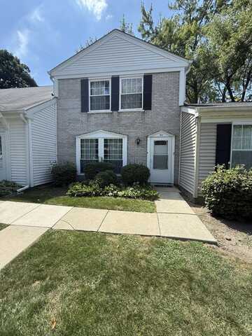 32 Bright Oaks Circle, Cary, IL 60013
