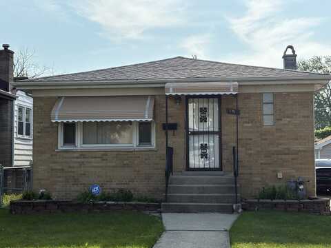 1911 S 22nd Avenue, Maywood, IL 60153