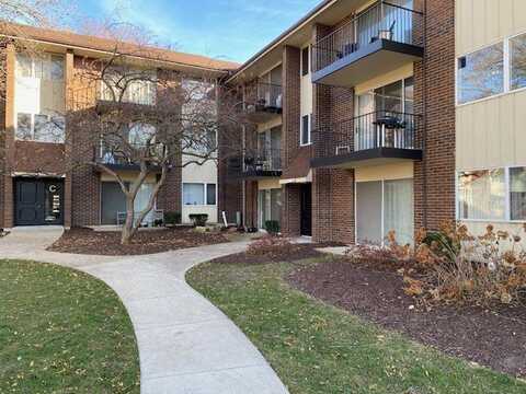 5s100 Pebblewood Lane, Naperville, IL 60563