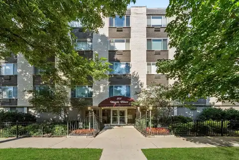 201 S Maple Avenue, Oak Park, IL 60302