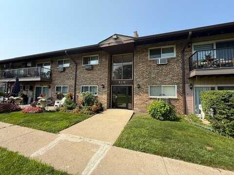 816 E Old Willow Road, Prospect Heights, IL 60070
