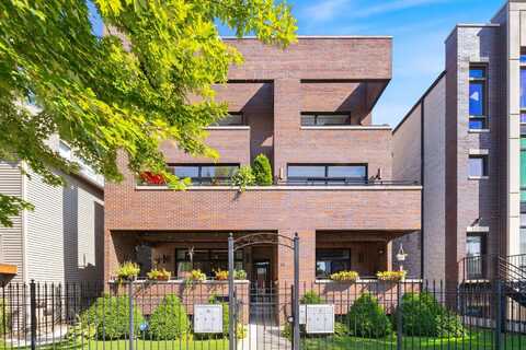 1332 W Hubbard Street, Chicago, IL 60642