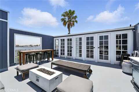 33 Reef Street, Marina del Rey, CA 90292
