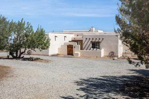 10555 Cima Mesa Road, Juniper Hills, CA 93543