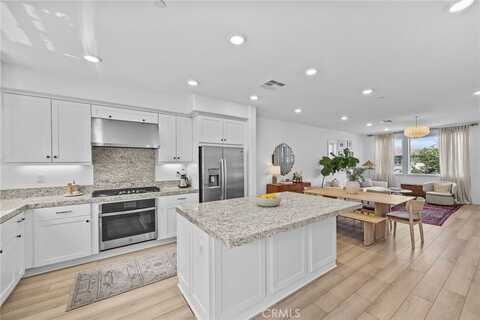 323 Adela, Lake Forest, CA 92630