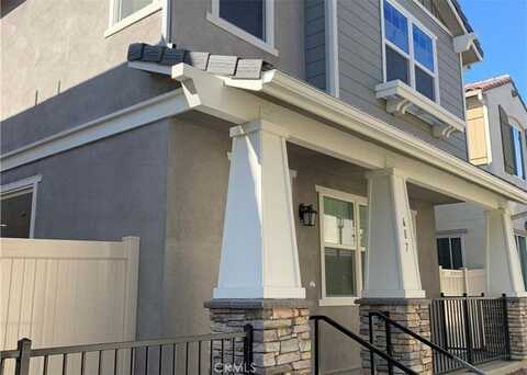 687 S Clementine Lane, Rialto, CA 92376