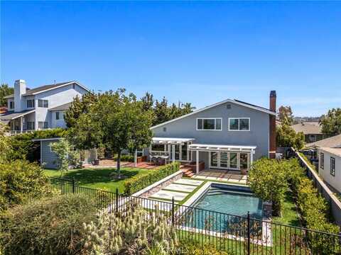 25291 Remesa Drive, Mission Viejo, CA 92691