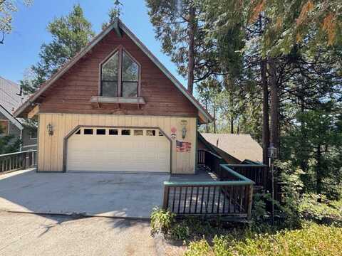 701 Zurich Drive, Lake Arrowhead, CA 92352