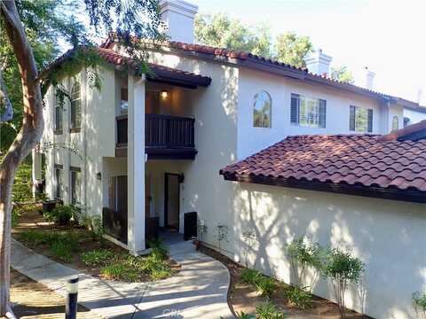 5423 Spanish Oak Lane, Oak Park, CA 91377
