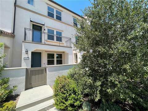 1403 N Indian Hill, Claremont, CA 91711