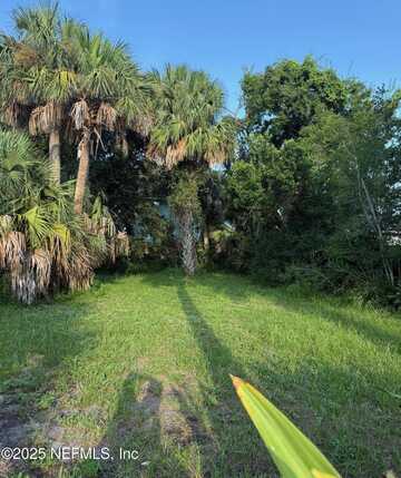 208 S 9TH Street, Jacksonville Beach, FL 32250