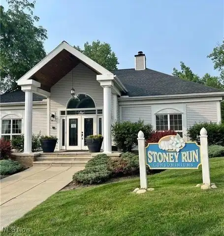 2206 Stoney Run Trail, Broadview Heights, OH 44147