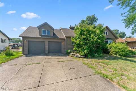 210 S Beverly Avenue, Austintown, OH 44515