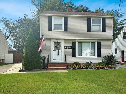 1320 Belrose Road, Mayfield Heights, OH 44124