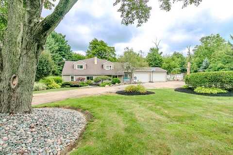 9929 Chillicothe Road, Kirtland, OH 44094