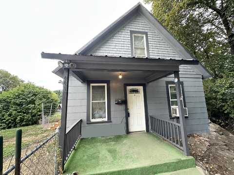 441 CEDAR ST, COLVILLE, WA 99114