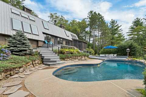 729 Olde Farm Road, Grantham, NH 03753
