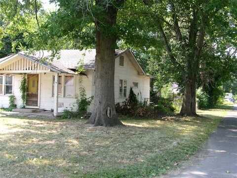 2647 Columbus Street, Muskogee, OK 74401