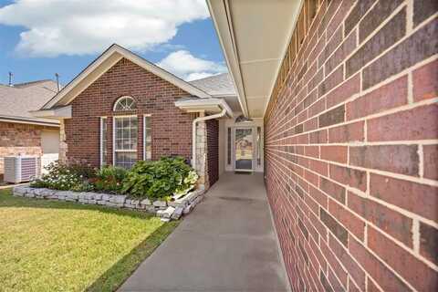 9620 Gold Field Place, Oklahoma City, OK 73128