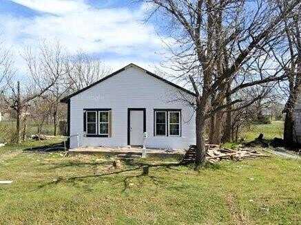 716 S 13th Street, Frederick, OK 73541