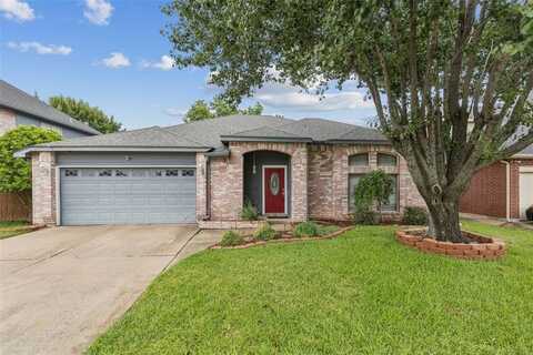 1611 Caplin Drive, Arlington, TX 76018
