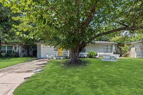 2720 Martin Lydon Avenue, Fort Worth, TX 76133