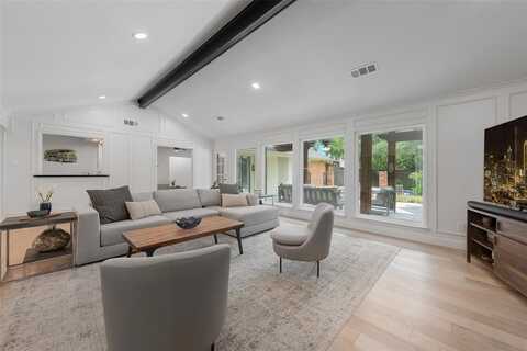 6606 Regalbluff Drive, Dallas, TX 75248
