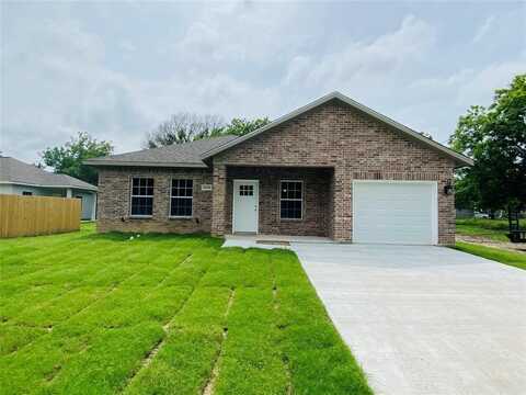 4202 Henderson Street, Greenville, TX 75401