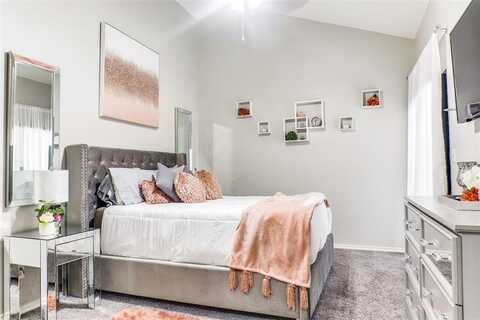 18040 Midway Road, Dallas, TX 75287