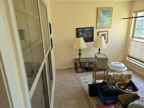 1014 Greenwood Street, Winnsboro, TX 75494