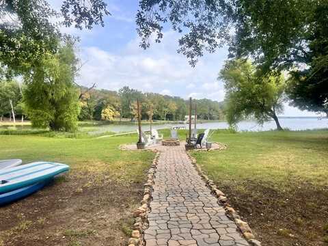 4056 County Road 3706, Wills Point, TX 75169