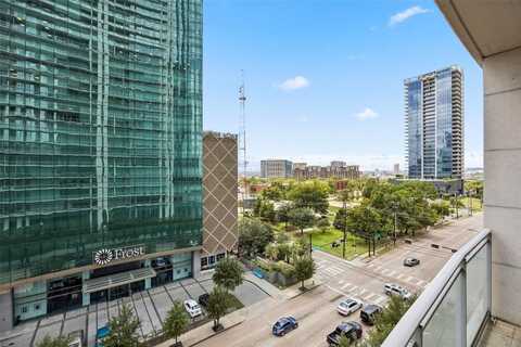 2900 Mckinnon Street, Dallas, TX 75201