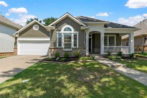 704 Mayberry Drive, McKinney, TX 75071