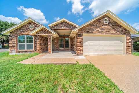 1940 Green Willow Drive, Fort Worth, TX 76134