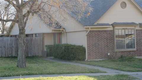 2829 Springhaven Court, Bedford, TX 76021