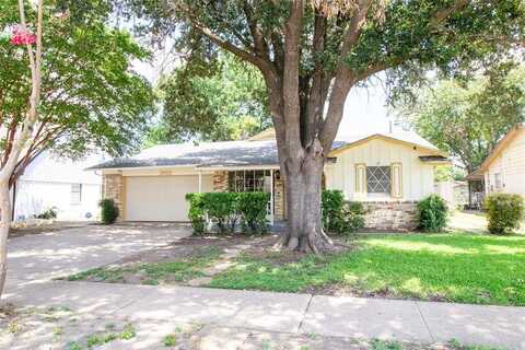 2612 Nottingham Drive, Garland, TX 75041