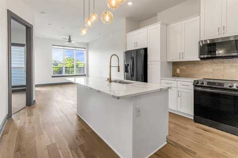 2700 Old Denton Road, Carrollton, TX 75007