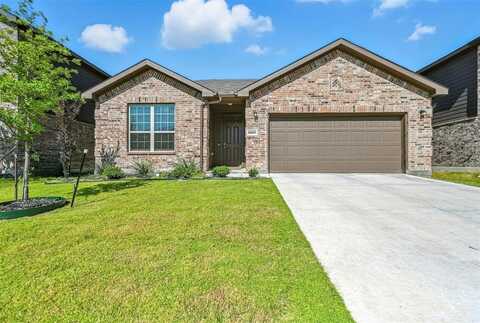 8009 Gangway Drive, Fort Worth, TX 76179