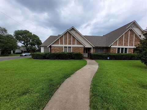 10626 Ravenscroft Drive, Dallas, TX 75230