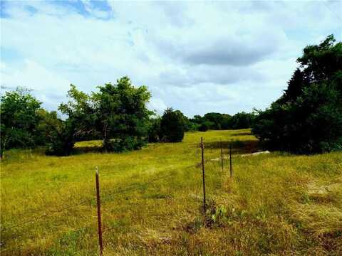 000 I-35E S, Italy, TX 76651
