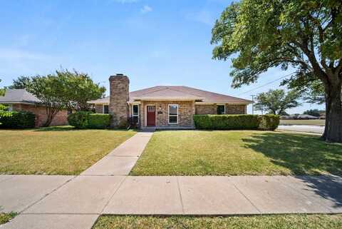 3802 Roan Circle, Garland, TX 75043