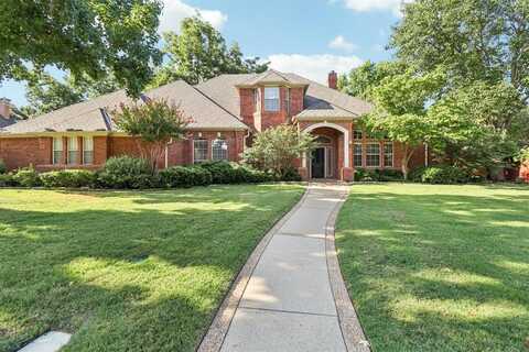 2805 Red Oak Court E, Colleyville, TX 76034