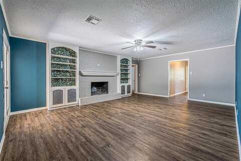 200 S Birch Street, Van, TX 75790