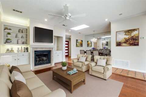 12525 Montego Plaza, Dallas, TX 75230