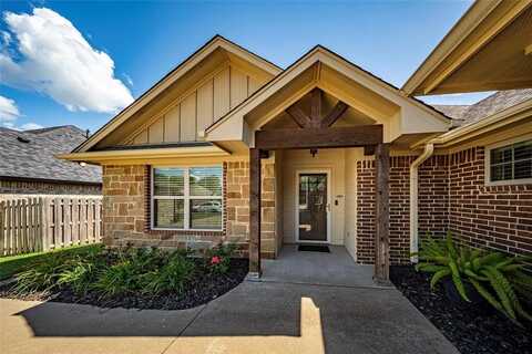 727 Abbey Road, Lindale, TX 75771