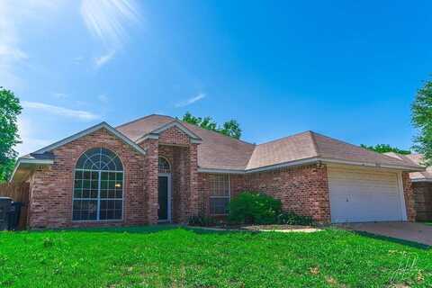 8016 Tree Leaf Lane, Fort Worth, TX 76123