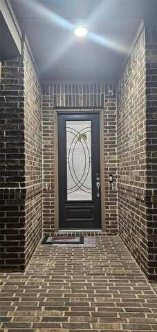 7335 Ridgepoint Drive, Irving, TX 75063