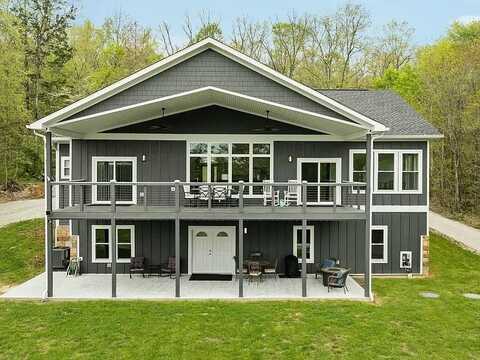 620 E Norris Point Rd, La Follette, TN 37766