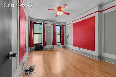 326 West 17th Street, New York, NY 10011